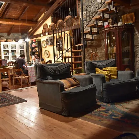 Ca-jo Oda ve Kahvaltı Garessio